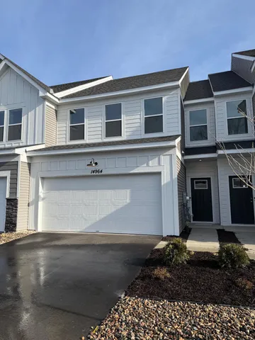 $2,499 | 14964 Avondale View, Rosemount, MN 55068