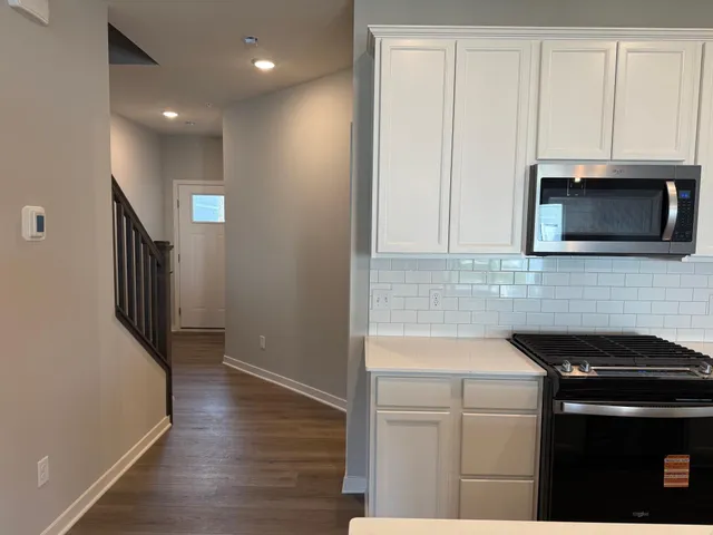 $2,499 | 14964 Avondale View, Rosemount, MN 55068