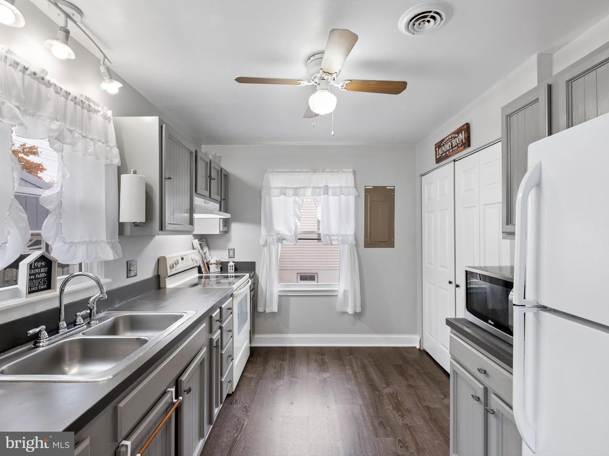 53 Leader Drive Newark, DE 19713 - Photo 12 of 21