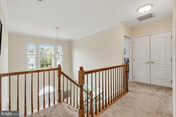 $1,100,000 | 6753 Edge Cliff Drive, Alexandria, VA 22315