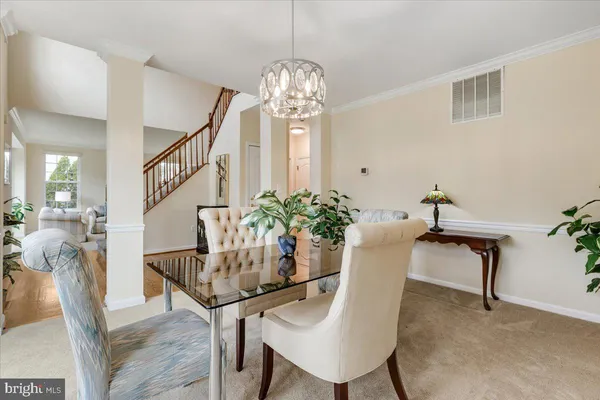 $1,100,000 | 6753 Edge Cliff Drive, Alexandria, VA 22315