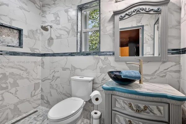 $598,000 | 2006 North 38th Avenue, Hollywood, FL 33021