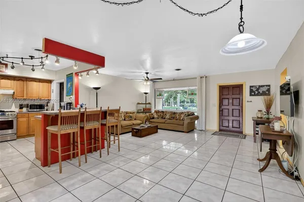 $598,000 | 2006 North 38th Avenue, Hollywood, FL 33021
