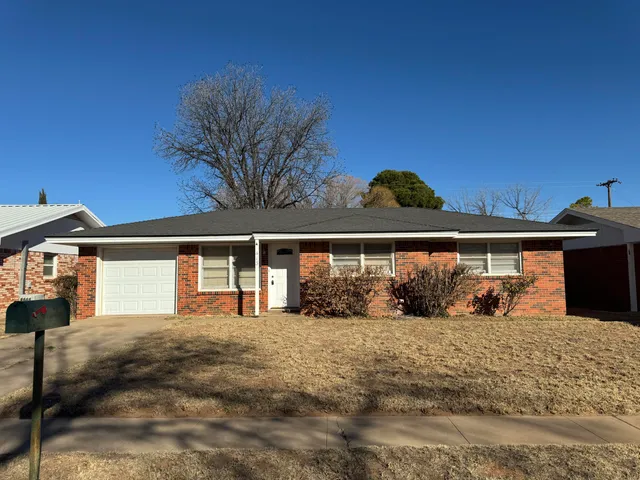 $145,000 | 413 East Elm Street, Denver City, TX 79323