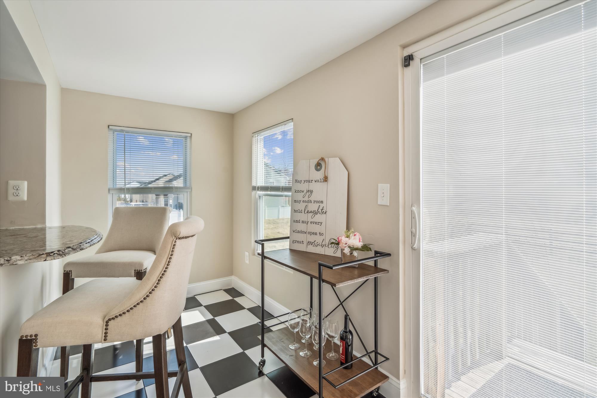 10117 High Ridge Road Laurel, MD 20723 - Photo 25 of 70 a reading room with furniture a rug and a window