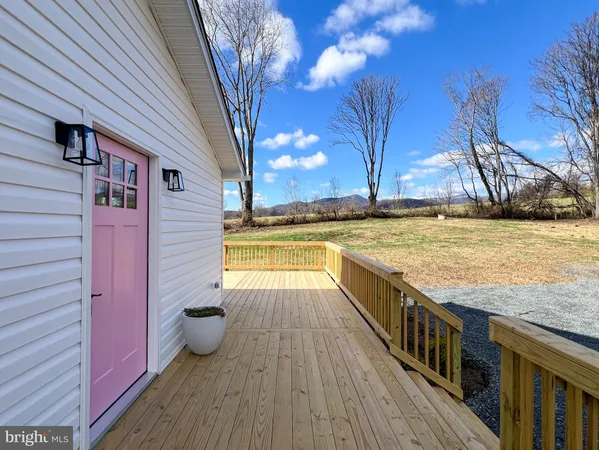 $585,000 | 22 Hopewell Lane, Sperryville, VA 22740