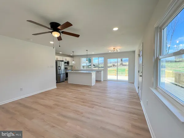 $585,000 | 22 Hopewell Lane, Sperryville, VA 22740