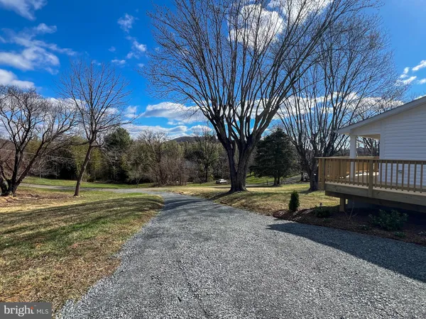 $585,000 | 22 Hopewell Lane, Sperryville, VA 22740