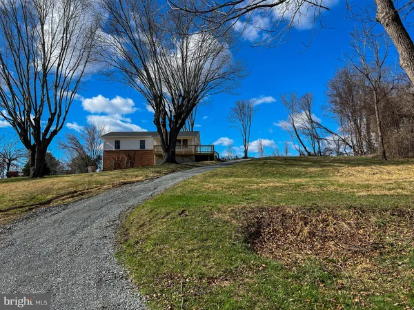 $585,000 | 22 Hopewell Lane, Sperryville, VA 22740