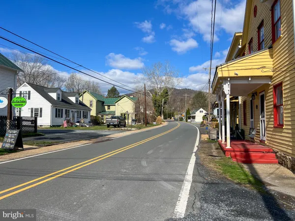 $585,000 | 22 Hopewell Lane, Sperryville, VA 22740