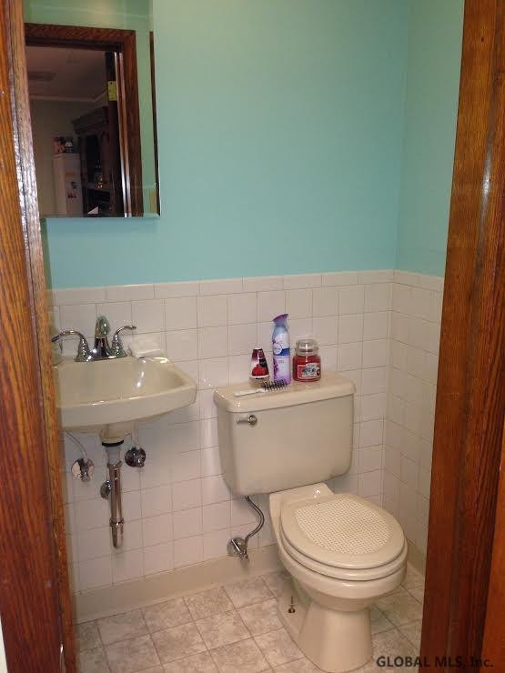 398 Anthony Street Niskayuna, NY 12309 - Photo 18 of 20 Photo 18