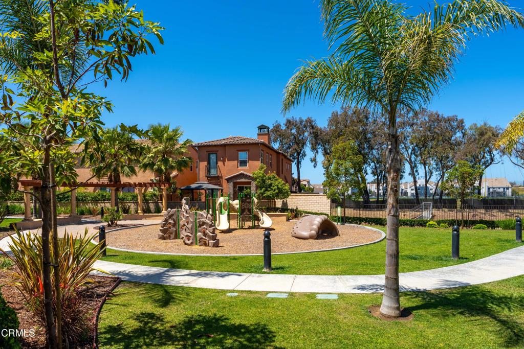 2353 Nicklaus Street Oxnard, CA 93036 - Photo 36 of 41