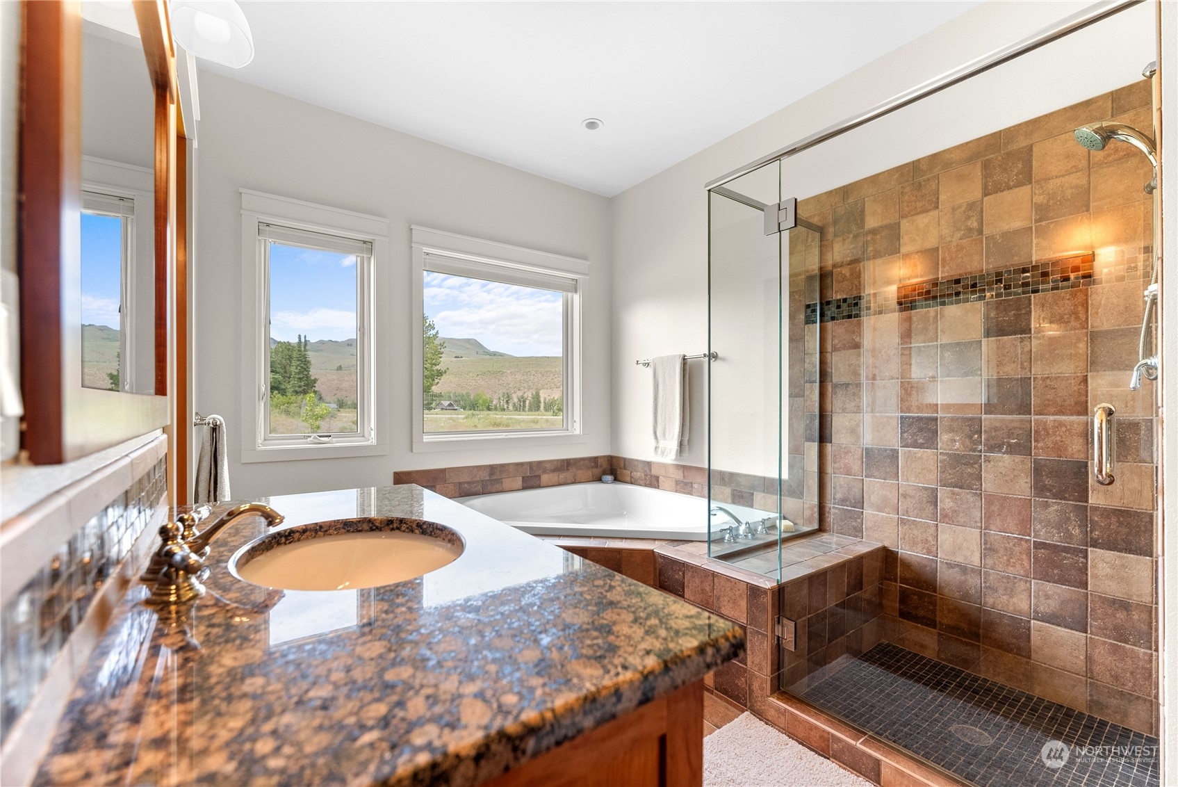 5 Wolfden Road Winthrop, WA 98862 - Photo 21 of 40