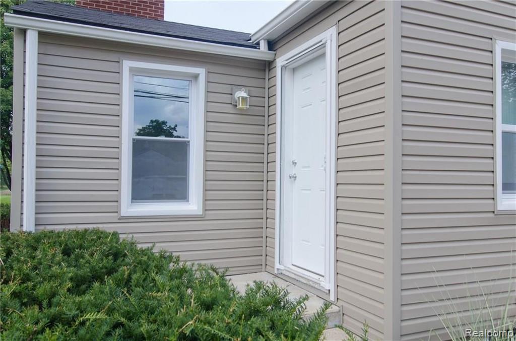 3550 Woodcrest Road Rochester Hills, MI 48309 - Photo 14 of 51