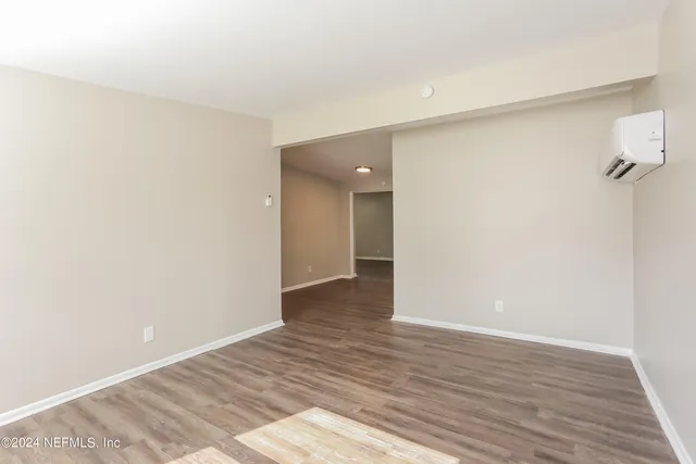 $1,360 | 4653 Haldis Avenue, Jacksonville, FL 32208