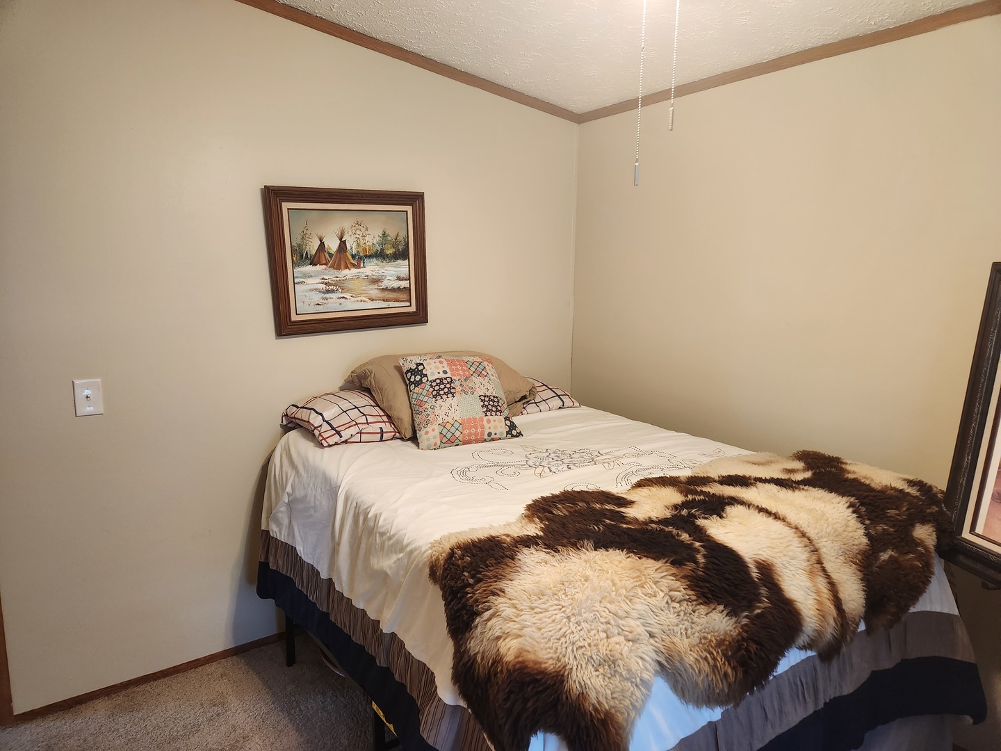 1241 Country Club Road Elgin, IL 60123 - Photo 8 of 12 a bedroom with a bed and a wall
