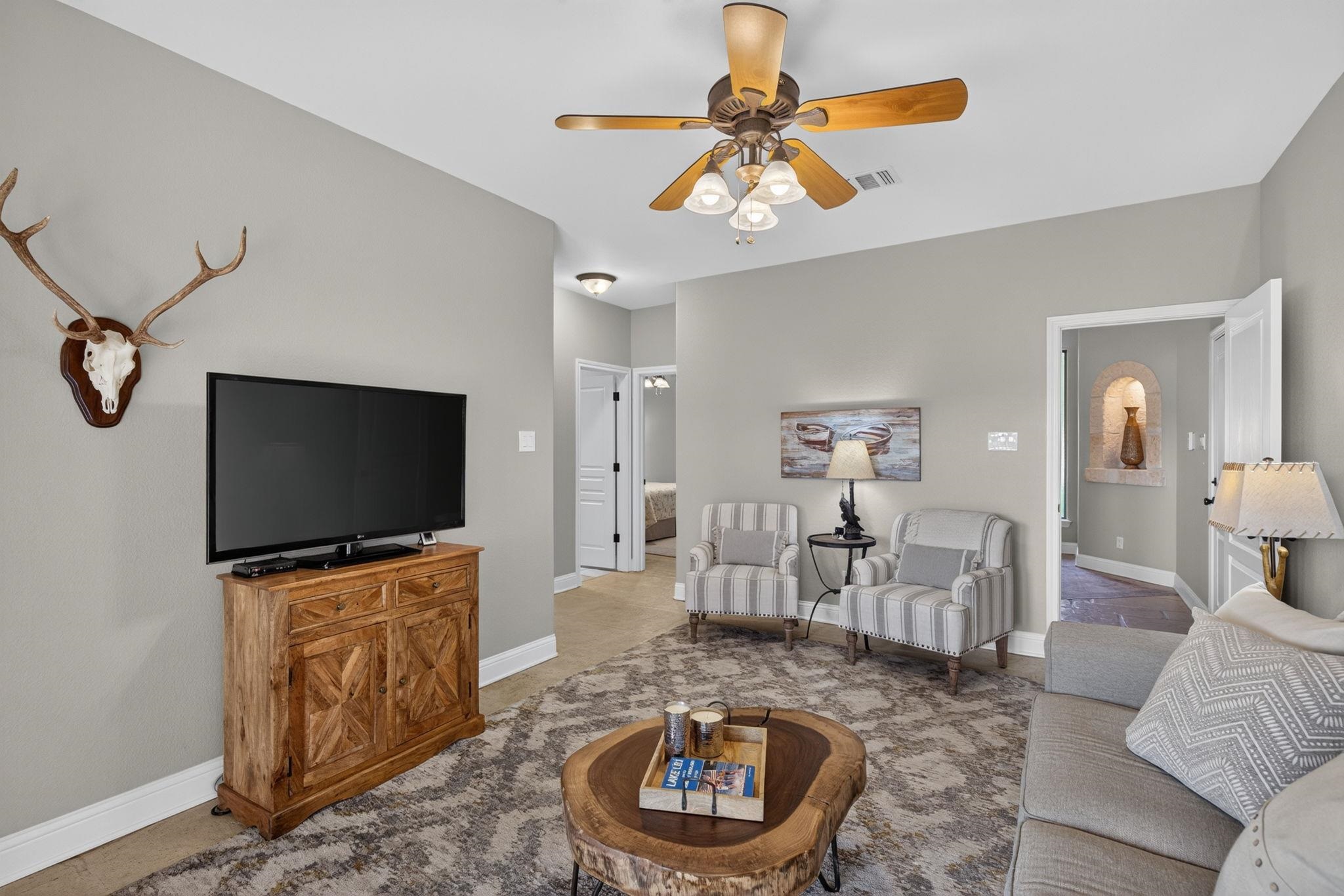 814 Scenic Loop Kingsland, TX 78639 - Photo 36 of 45
