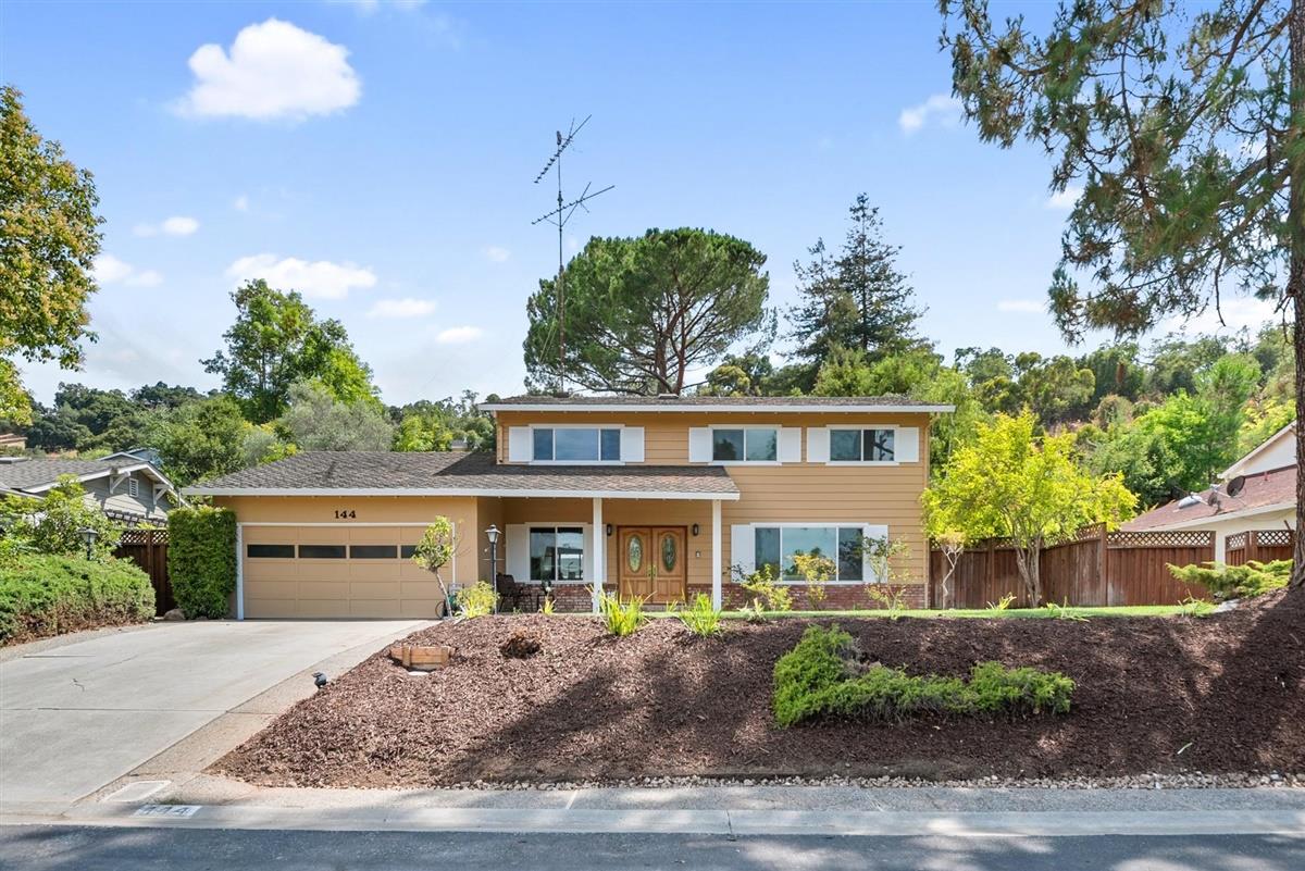 144 Belcrest Drive Los Gatos, CA 95032 - Photo 2 of 27