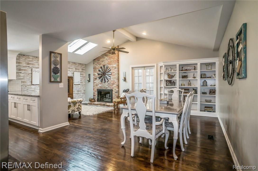 5067 North Georgetown Road Grand Blanc, MI 48439 - Photo 3 of 29 7.jpg
