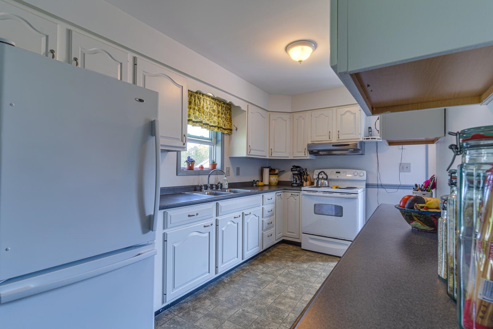 97 Maple Street Rochester, NH 03867 - Photo 12 of 25