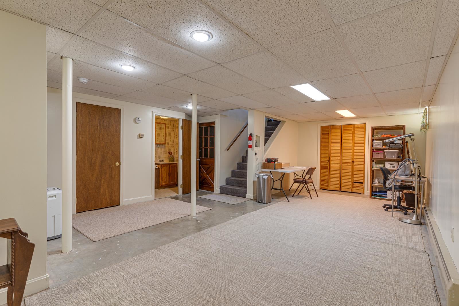 97 Maple Street Rochester, NH 03867 - Photo 23 of 25