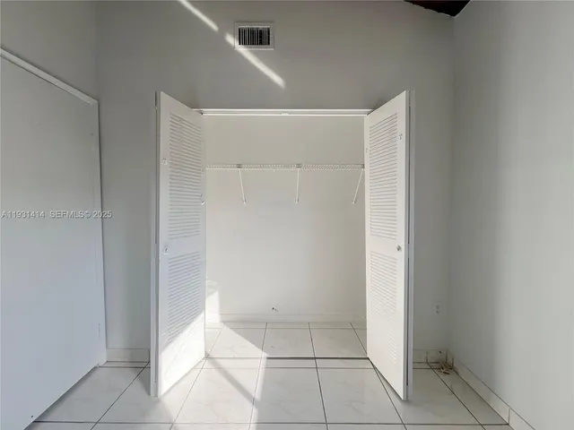 $3,100 | 1909 Southwest 107th Avenue, Unit 910, Miami, FL 33165