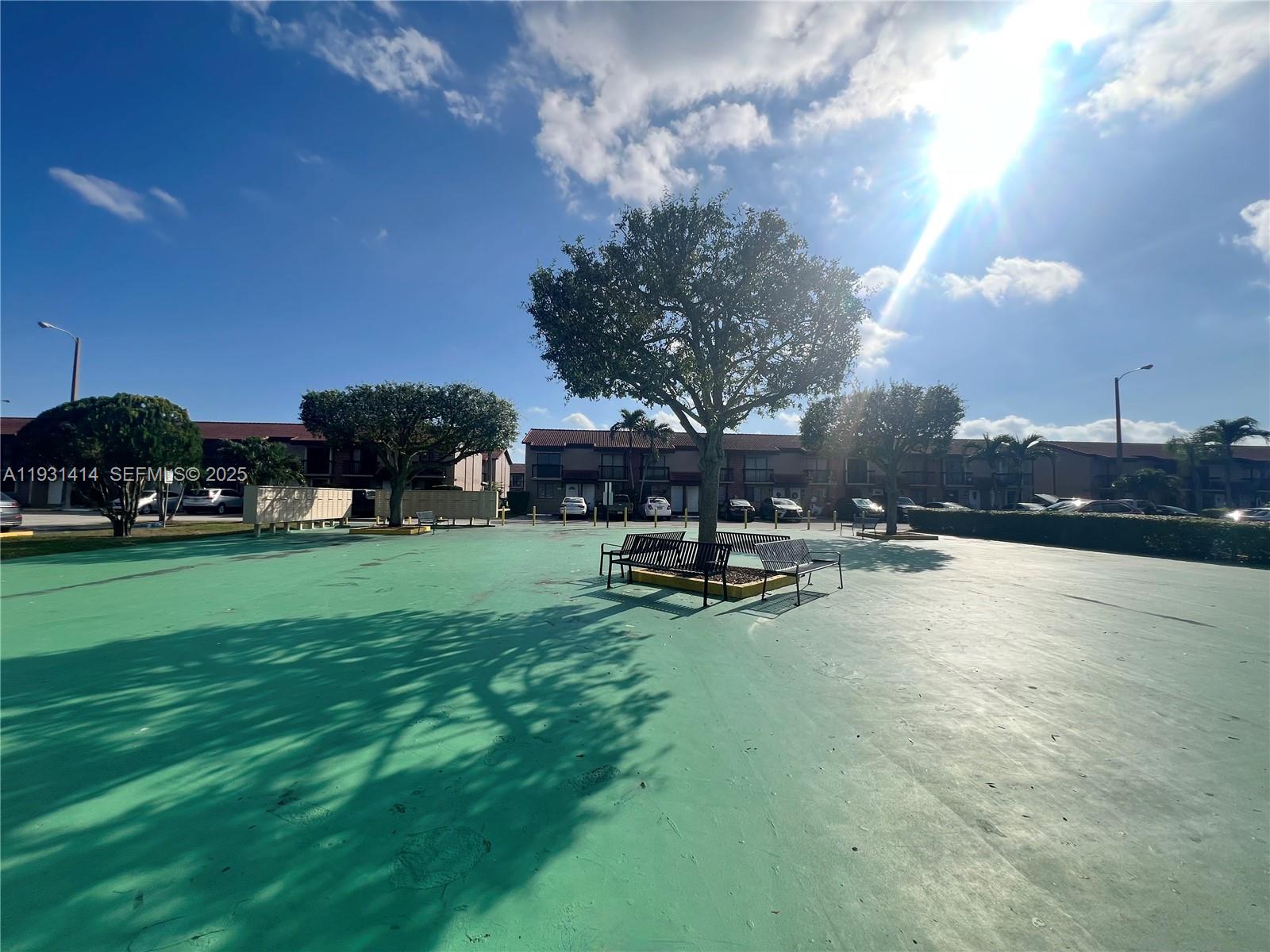 1909 Southwest 107th Avenue, Unit 910 Miami, FL 33165 - Photo 22 of 23