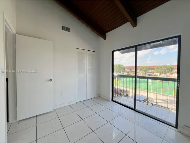 $3,100 | 1909 Southwest 107th Avenue, Unit 910, Miami, FL 33165