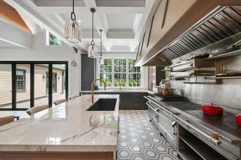 $2,650,000 | 252 Winter Street, Norwell, MA 02061