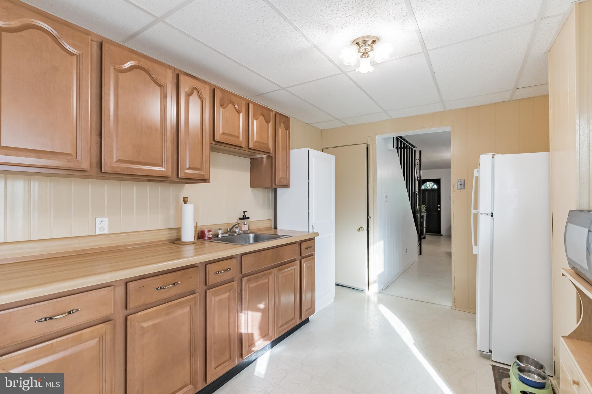 370 Valley Road Coatesville, PA 19320 - Photo 12 of 31 Kitchen