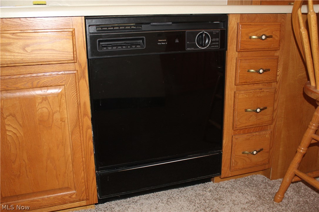 2380 Lee Creek Road Belleville, WV 26133 - Photo 8 of 23 Dishwasher