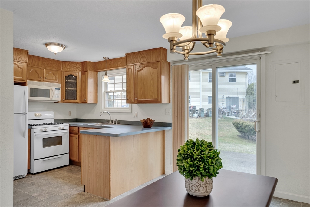 945 Riverside Drive, Unit 24B Methuen, MA 01844 - Photo 5 of 13 Gallery Image 5