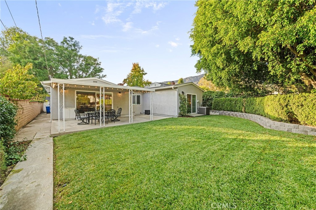 536 North Pennsylvania Avenue Glendora, CA 91741 - Photo 26 of 38 a view of a house with backyard and sitting area