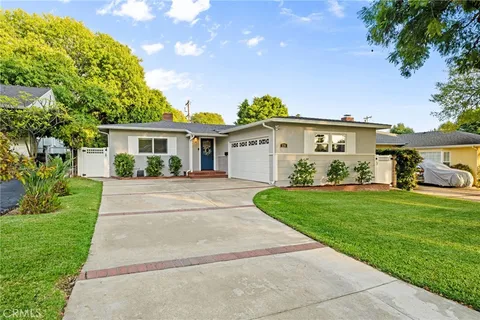 $1,050,000 | 536 North Pennsylvania Avenue, Glendora, CA 91741