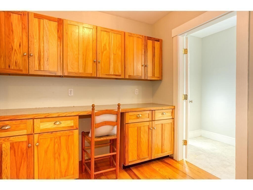 296 Berlin Road Bolton, MA 01740 - Photo 7 of 29