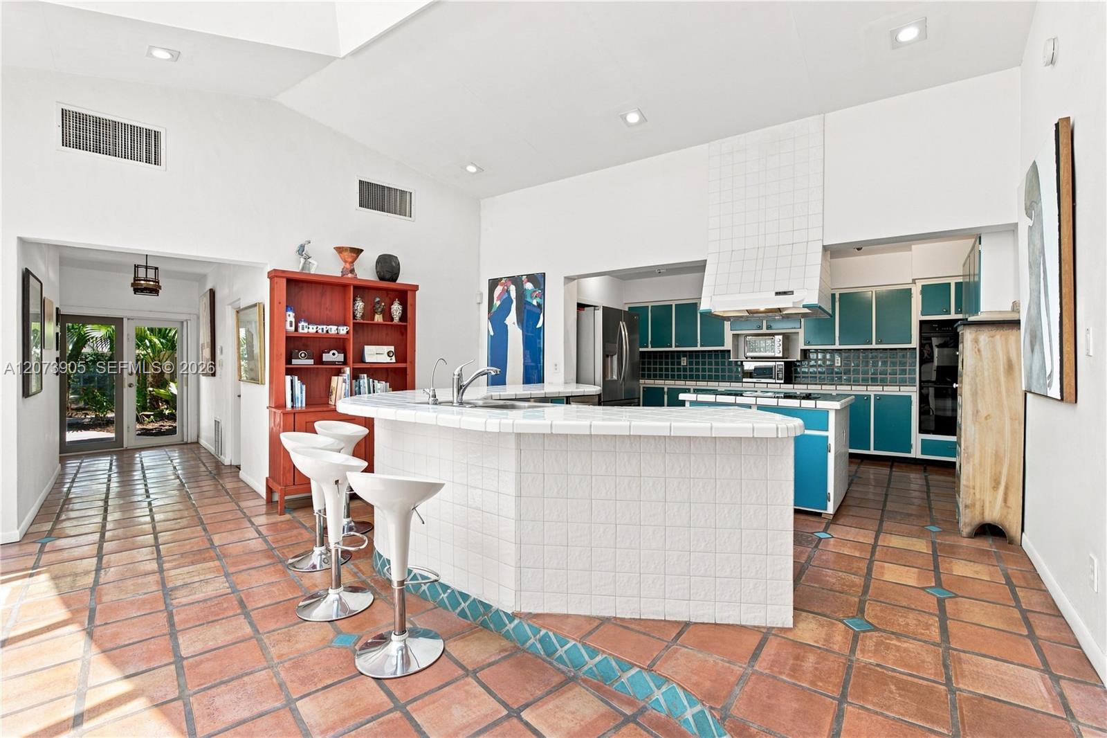 4110 Battersea Road Miami, FL 33133 - Photo 11 of 32 Gallery Image 11