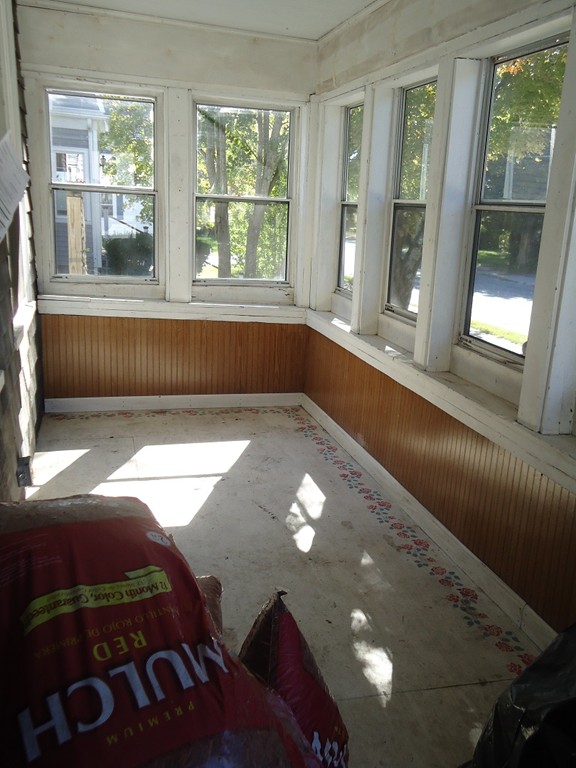 197 High Street Wareham, MA 02571 - Photo 13 of 14 Gallery Image 13
