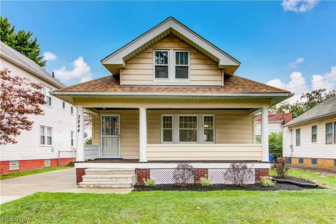 3844 Silsby Road Cleveland, OH 44111 - Photo 1 of 24 Gallery Image 1