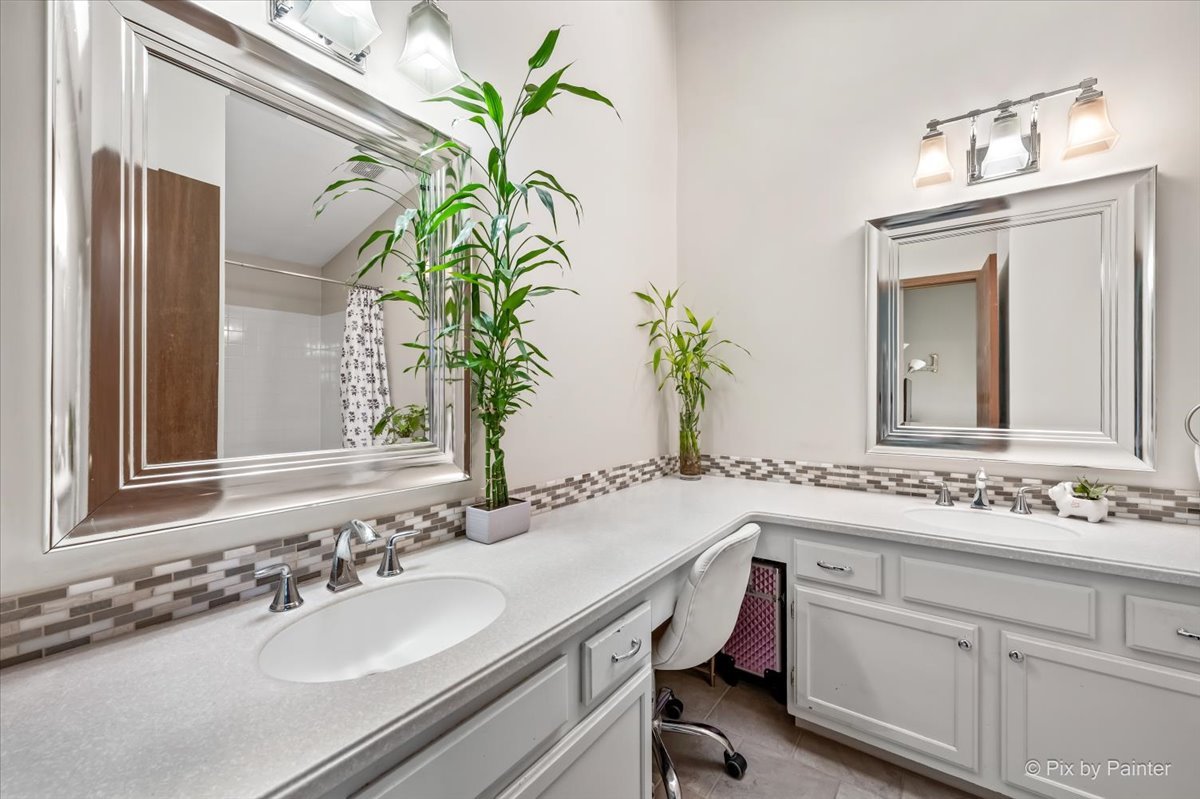 20 North Oltendorf Road Streamwood, IL 60107 - Photo 14 of 29