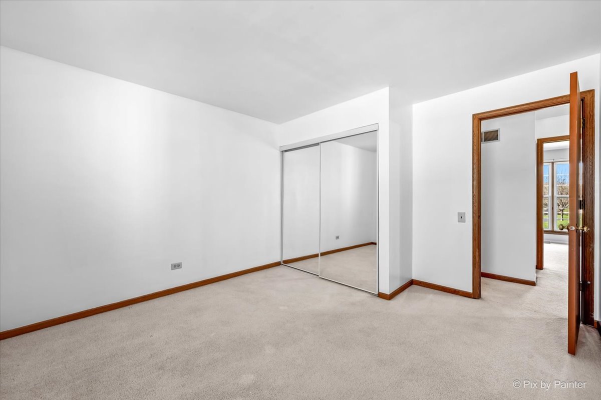 20 North Oltendorf Road Streamwood, IL 60107 - Photo 18 of 29