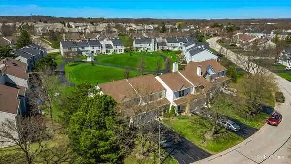 $310,000 | 20 North Oltendorf Road, Streamwood, IL 60107