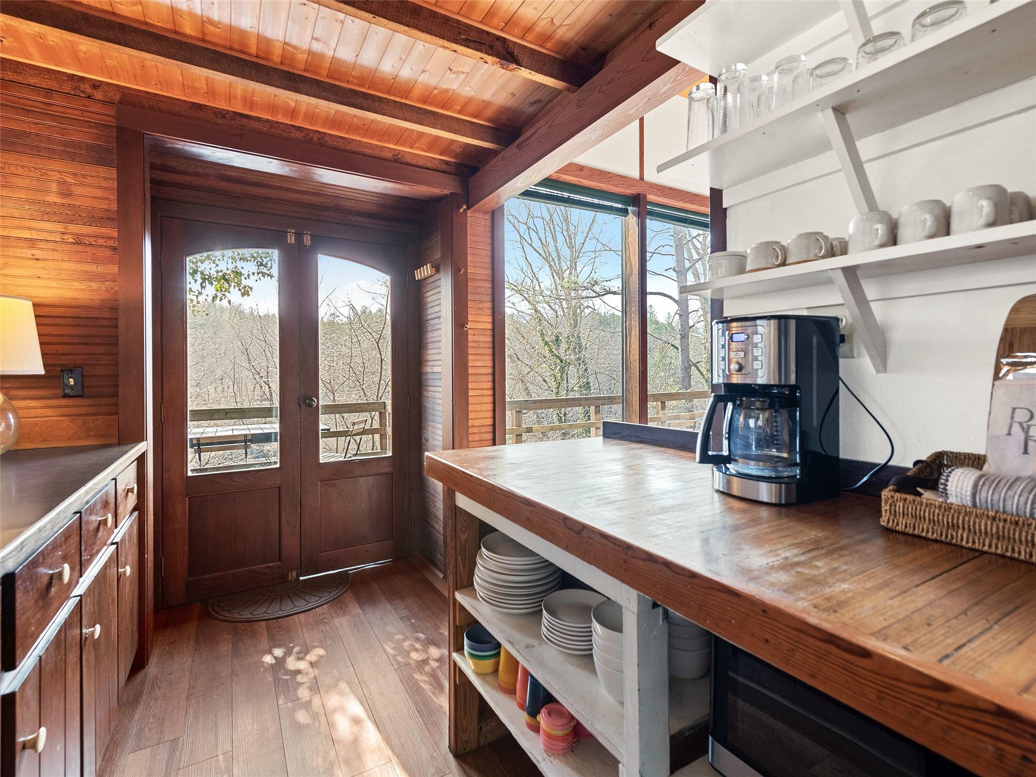 2585 North River Road Sylva, NC 28779 - Photo 4 of 32 Gallery Image 4