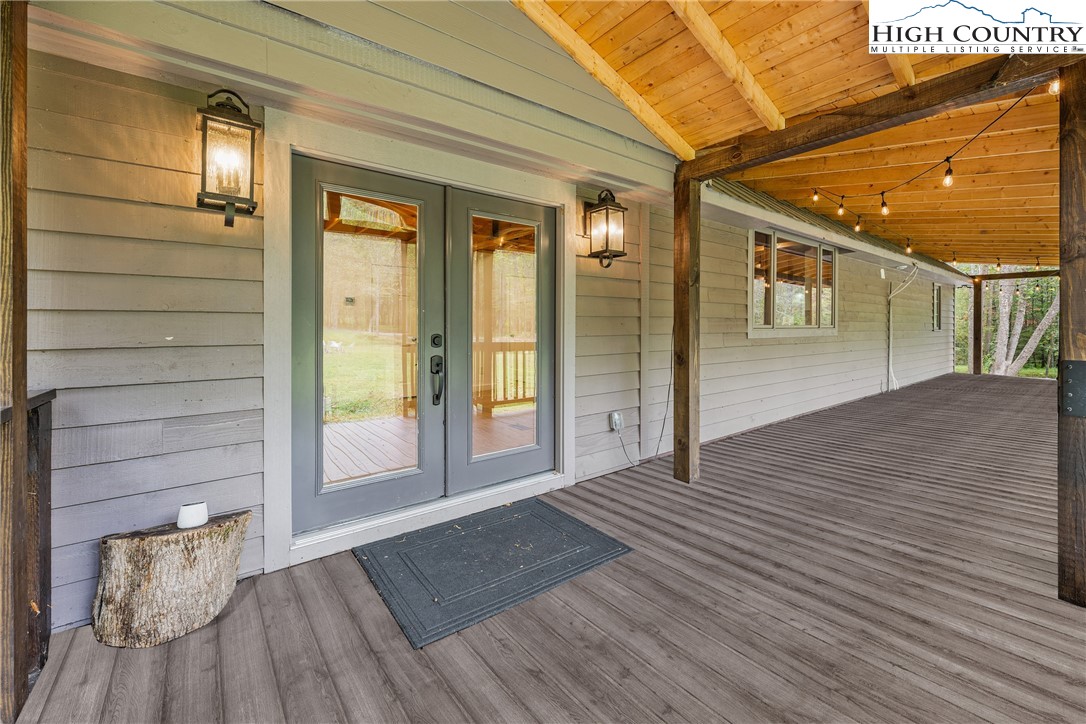 812 Jake's Mountain Road Deep Gap, NC 28618 - Photo 14 of 50 Gallery Image 14