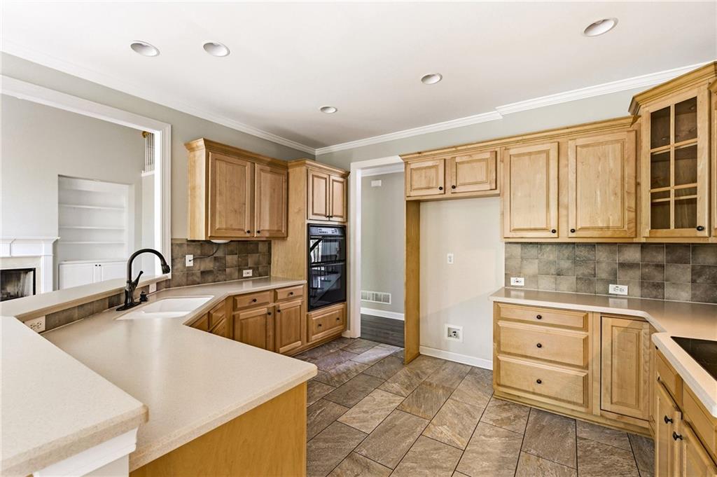 5211 Forest View Trail Mableton, GA 30126 - Photo 15 of 46