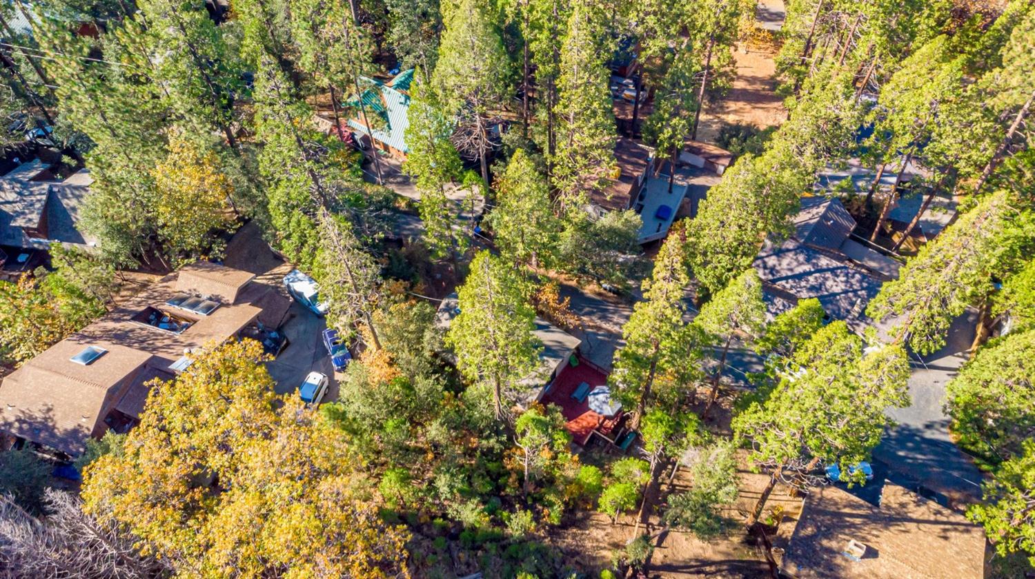 53653 Acorn Road Bass Lake, CA 93604 - Photo 32 of 33 Gallery Image 32