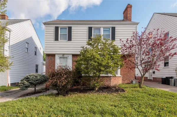 $2,200 | 4441 Baintree Road, Cleveland, OH 44118