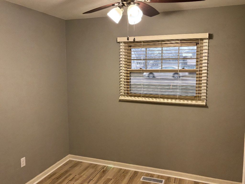 1760 Pine Bluff Road Morris, IL 60450 - Photo 7 of 10 a view of empty room with window