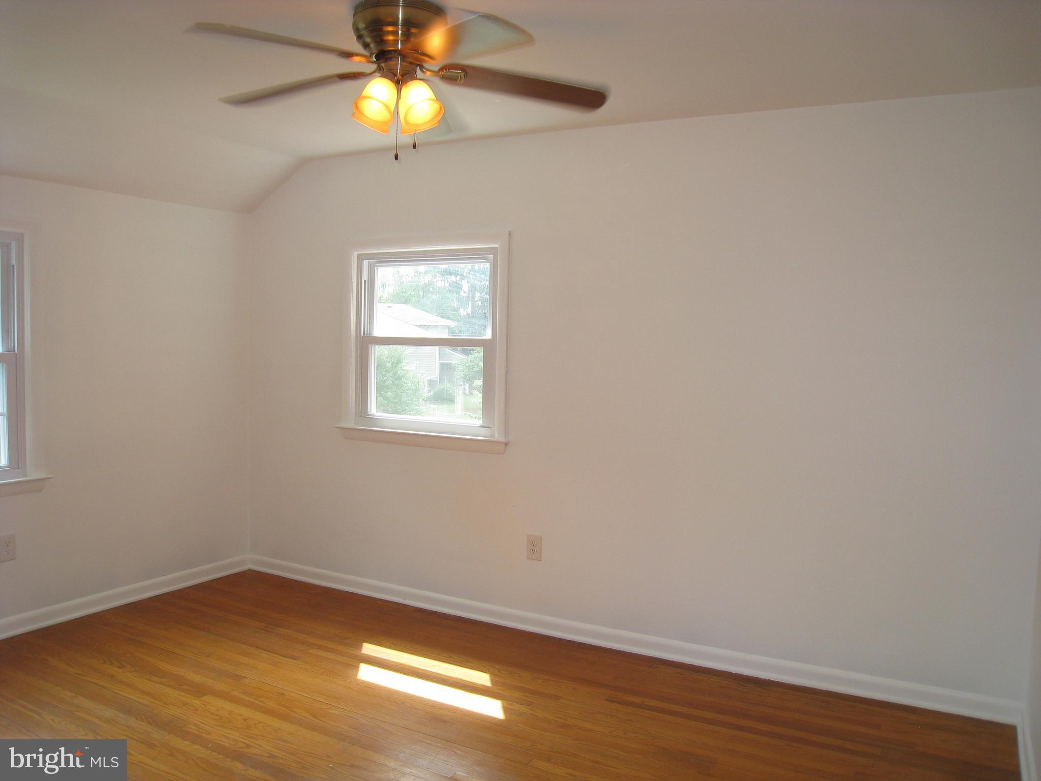 233 Winding Way Road Stratford, NJ 08084 - Photo 13 of 29