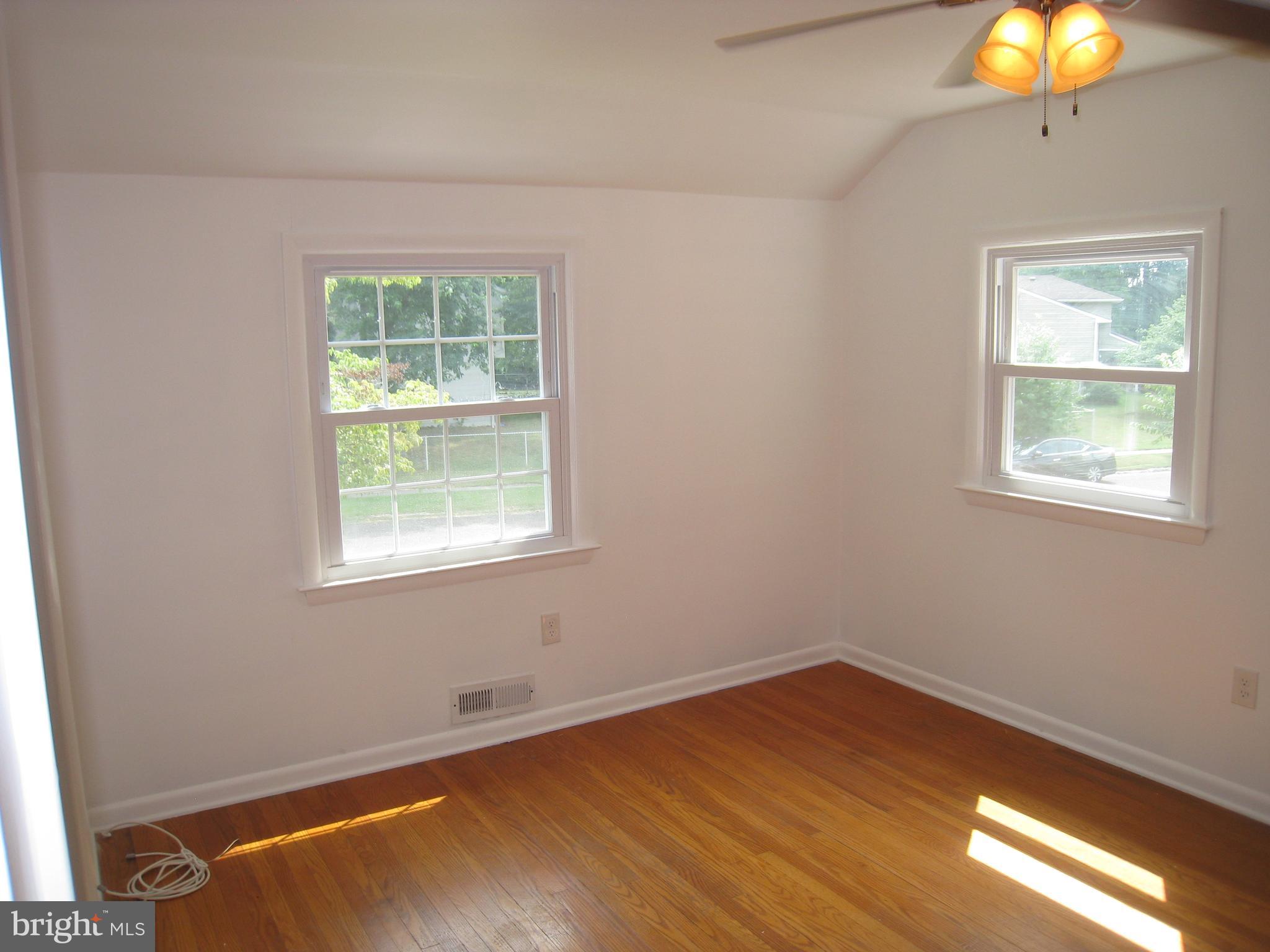 233 Winding Way Road Stratford, NJ 08084 - Photo 14 of 29