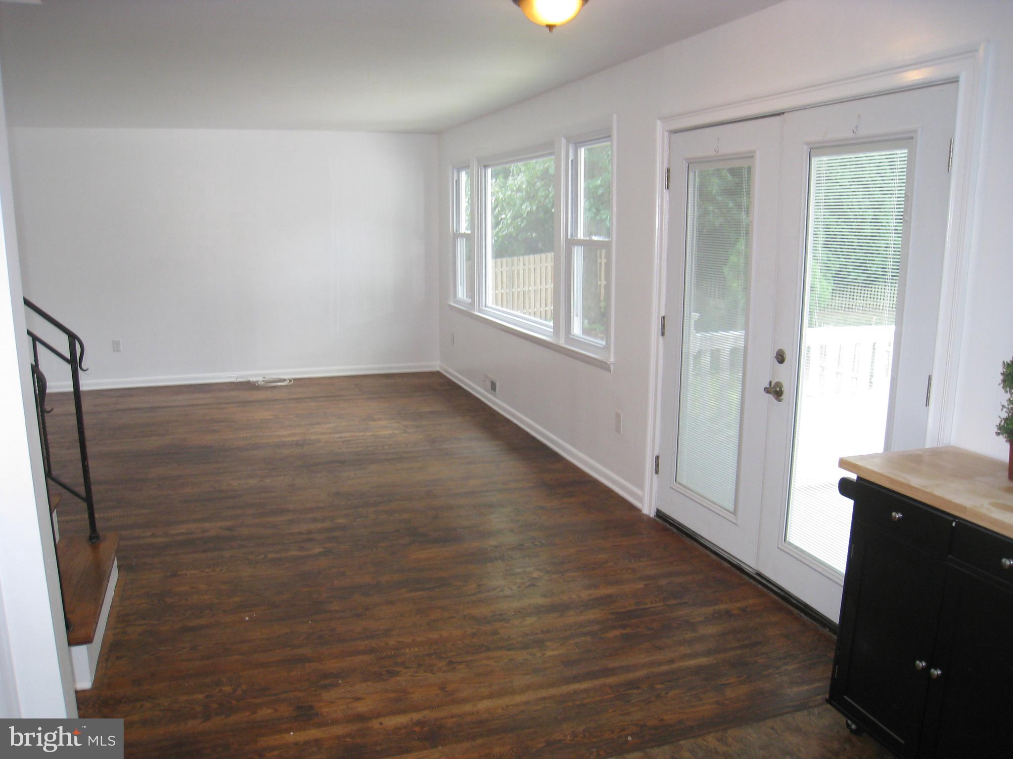 233 Winding Way Road Stratford, NJ 08084 - Photo 4 of 29